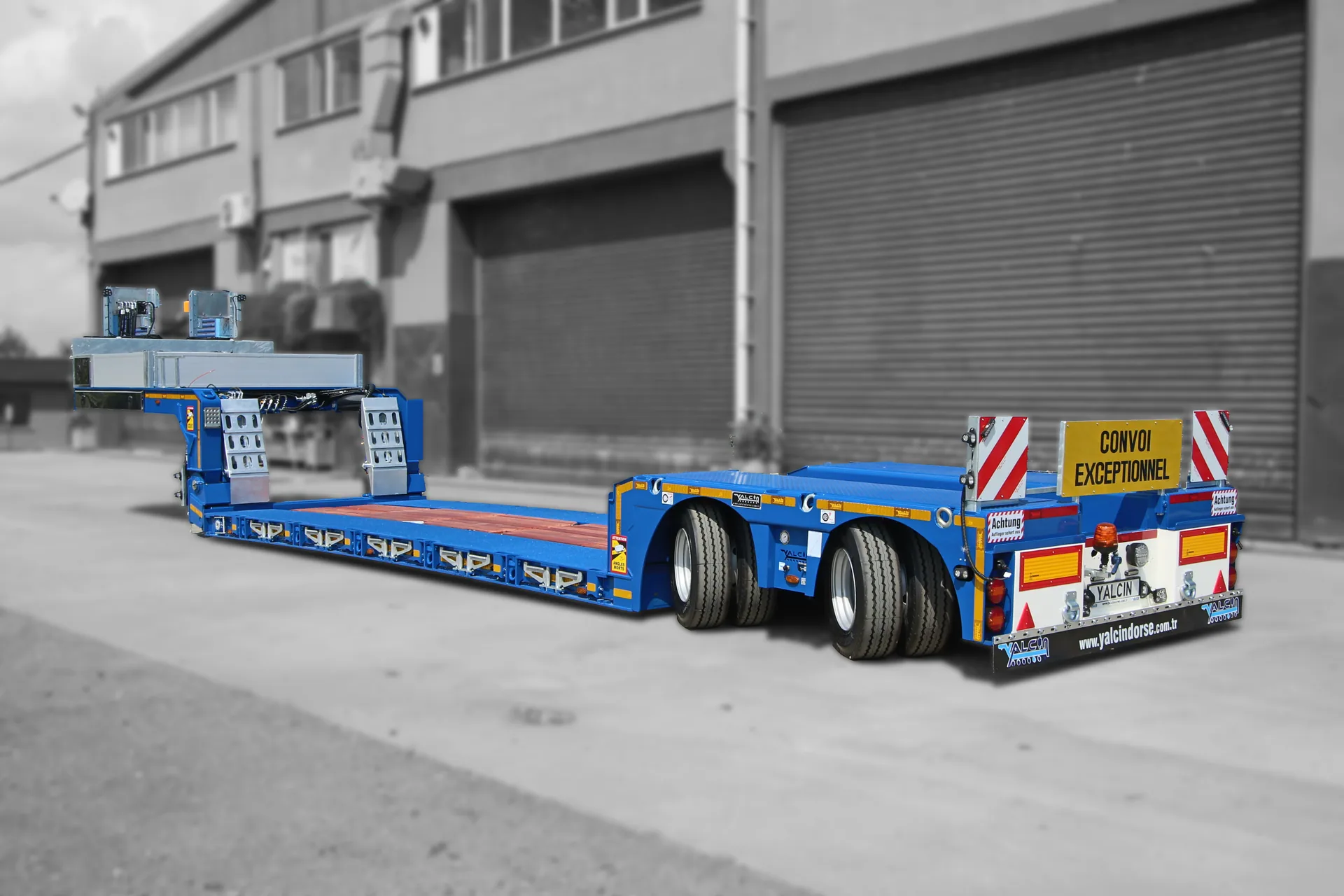 Low Loader Semi-Trailer with Detachable Gooseneck